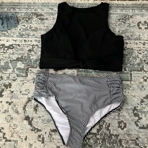 Beachsissi Bikini with High Waisted Bottoms Size L